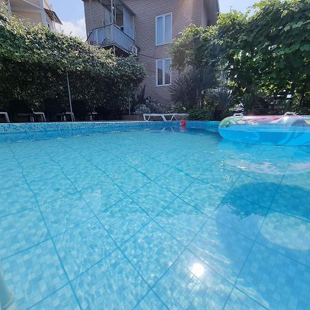 Ривер Гагра Hotell Exteriör bild