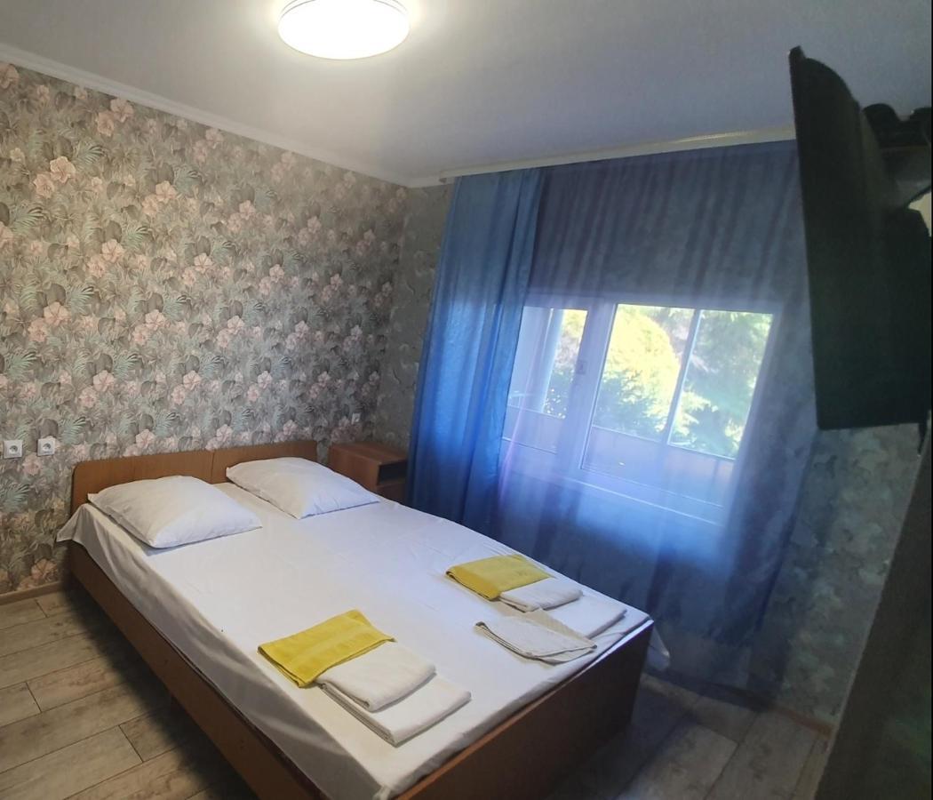 Ривер Гагра Hotell Rum bild